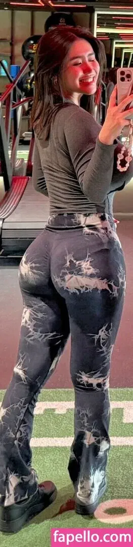 Anastasya Khosasih Onlyfans Photo Gallery 