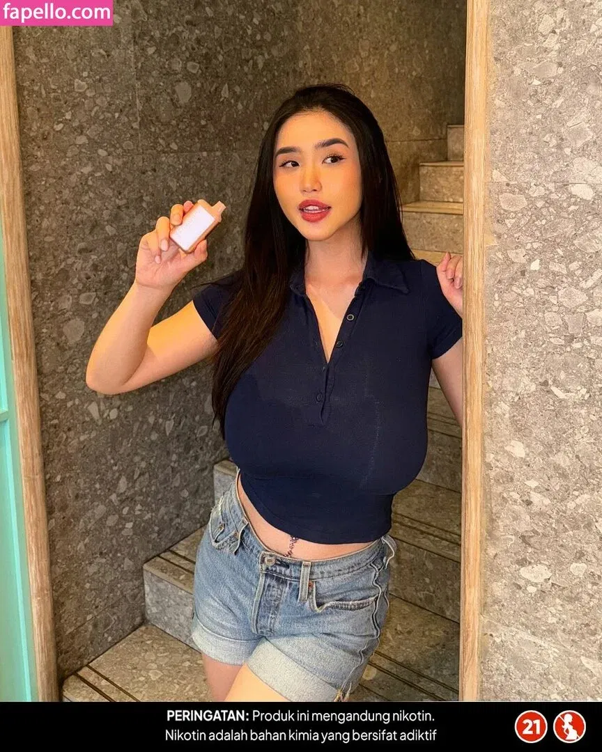 Anastasya Khosasih Onlyfans Photo Gallery 