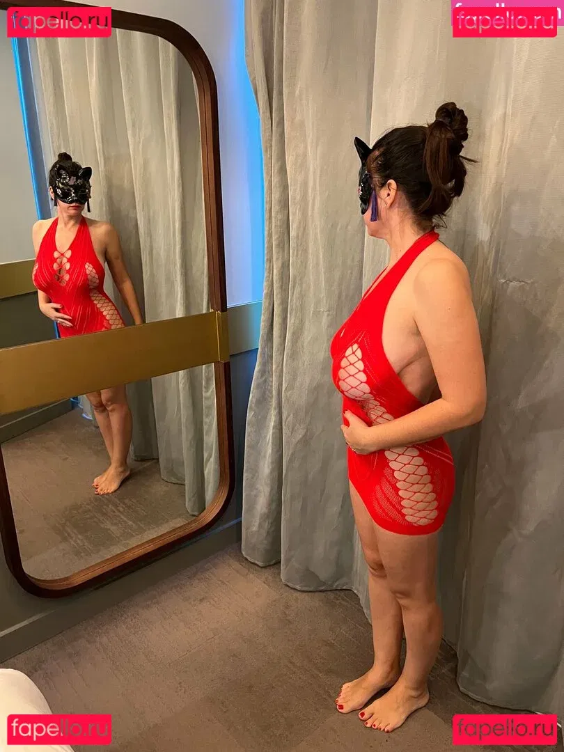 bustyxl Onlyfans Photo Gallery 