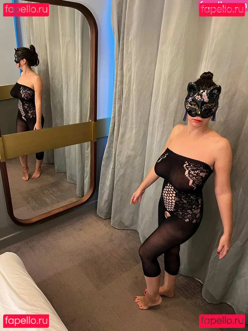 bustyxl Onlyfans Photo Gallery 