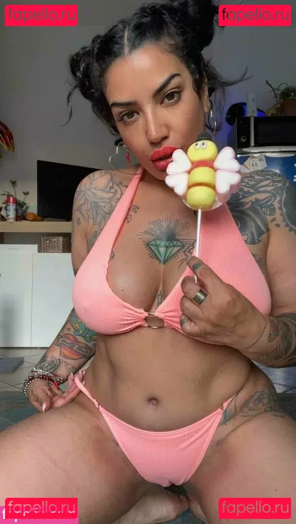 bustyxl Onlyfans Photo Gallery 