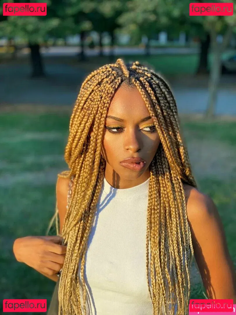 bustyxl Onlyfans Photo Gallery 