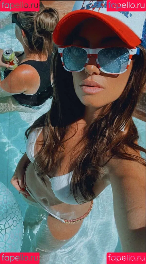 Brooke Adams Onlyfans Photo Gallery 