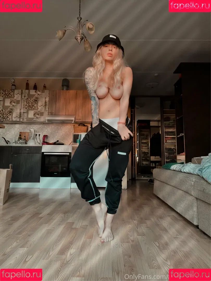 thiskindasnow Onlyfans Photo Gallery 