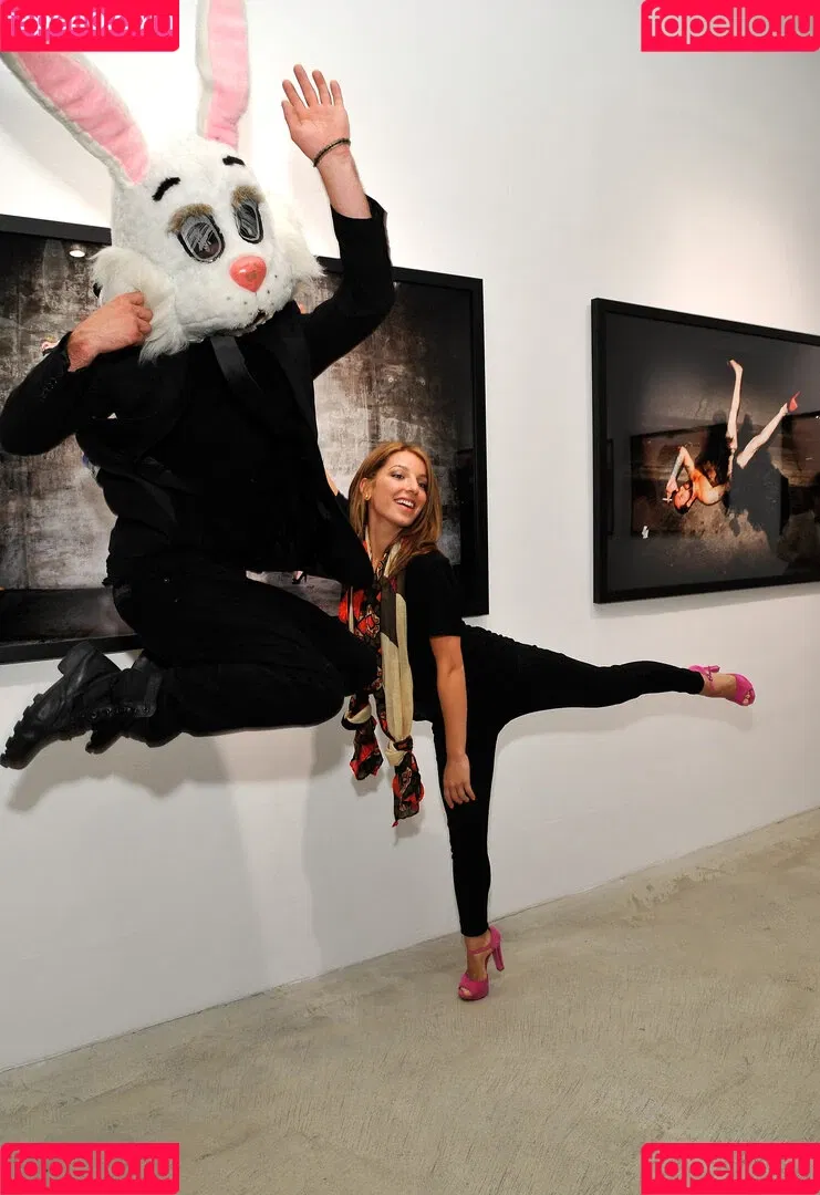 Vanessa Lengies Onlyfans Photo Gallery 