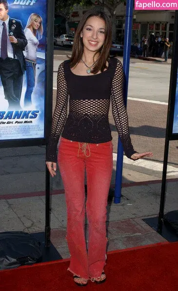 Vanessa Lengies Onlyfans Photo Gallery 