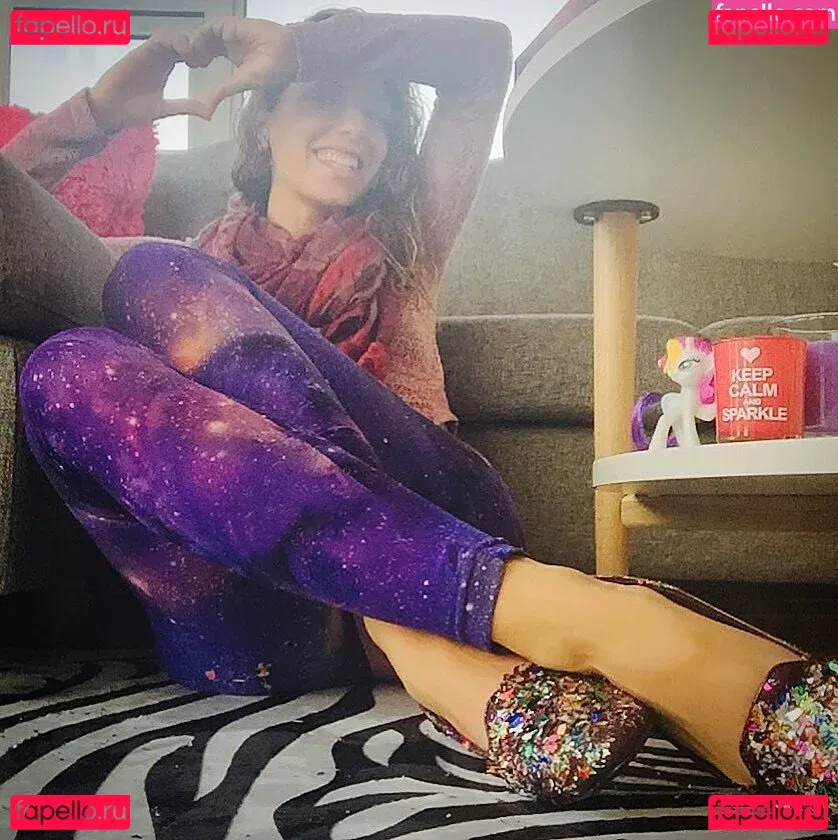 Vanessa Lengies Onlyfans Photo Gallery 