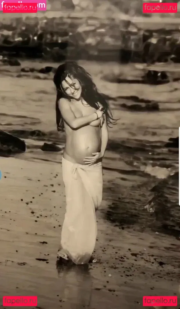 Vanessa Lengies Onlyfans Photo Gallery 