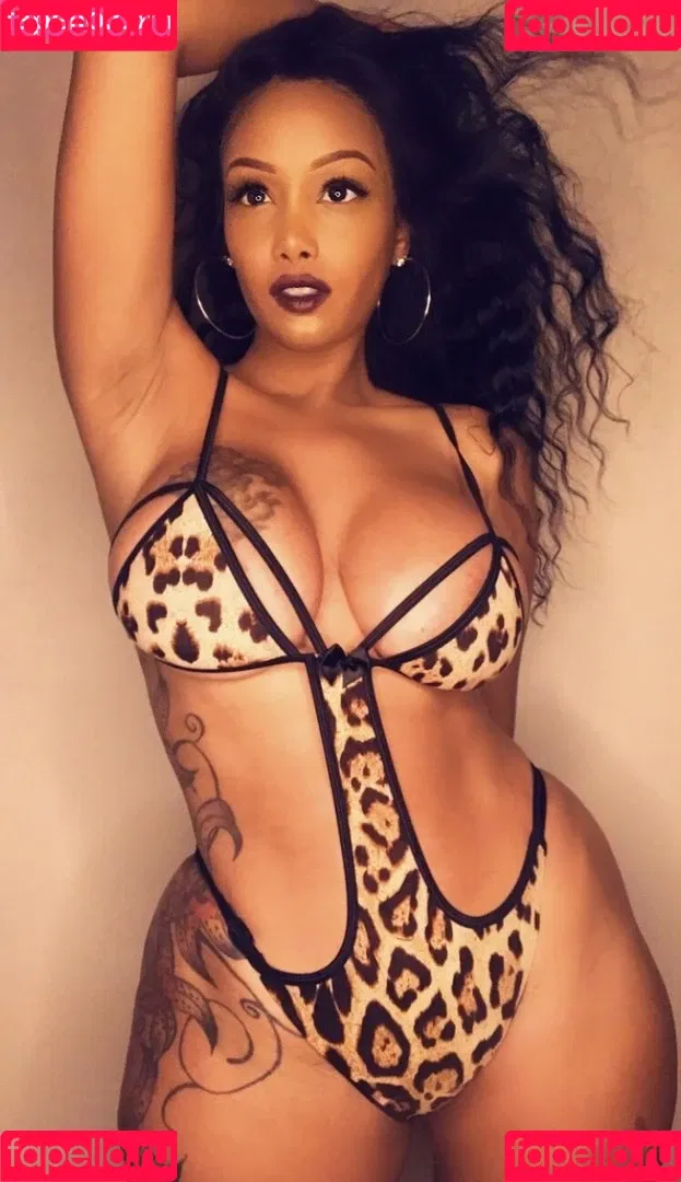 Ms_Fernandes25 Onlyfans Photo Gallery 