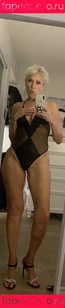 mamasuzie Onlyfans Photo Gallery 