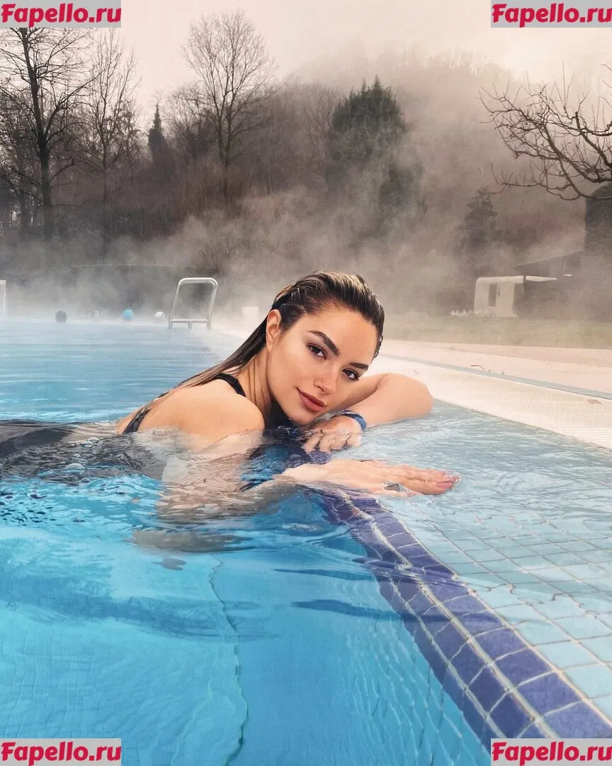 Andreea Ungur Onlyfans Photo Gallery 