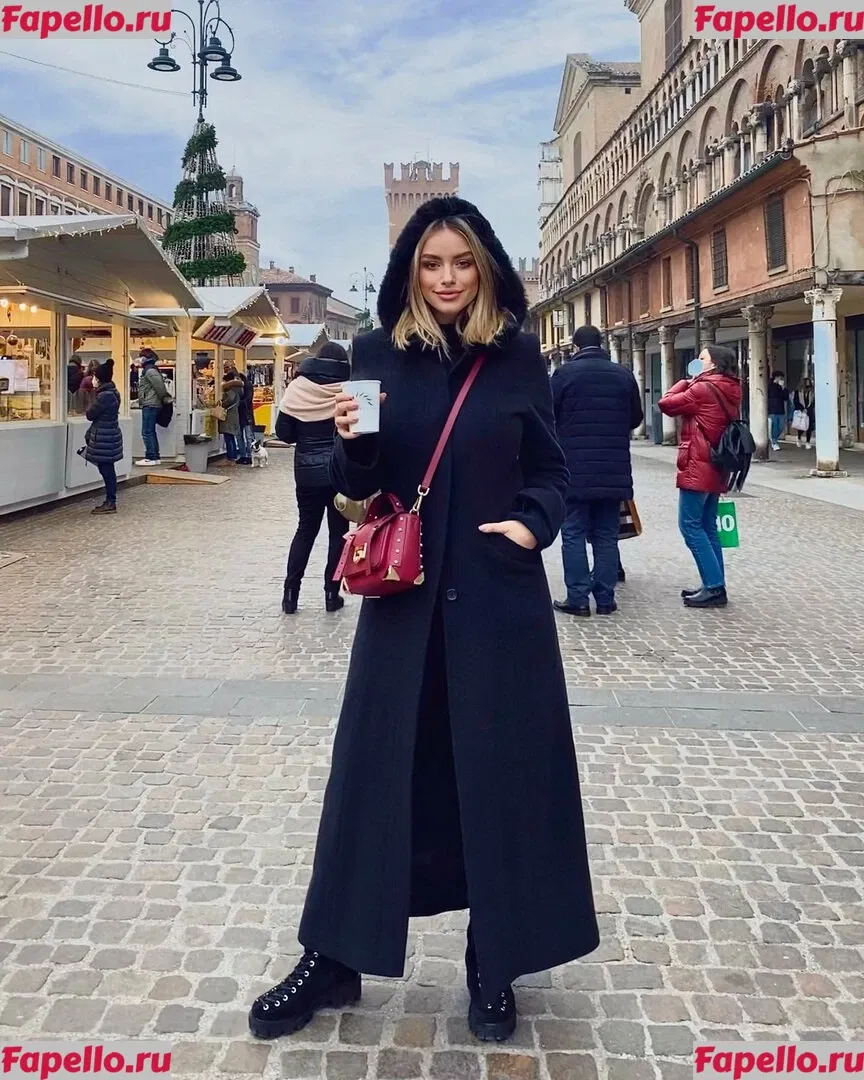 Andreea Ungur Onlyfans Photo Gallery 