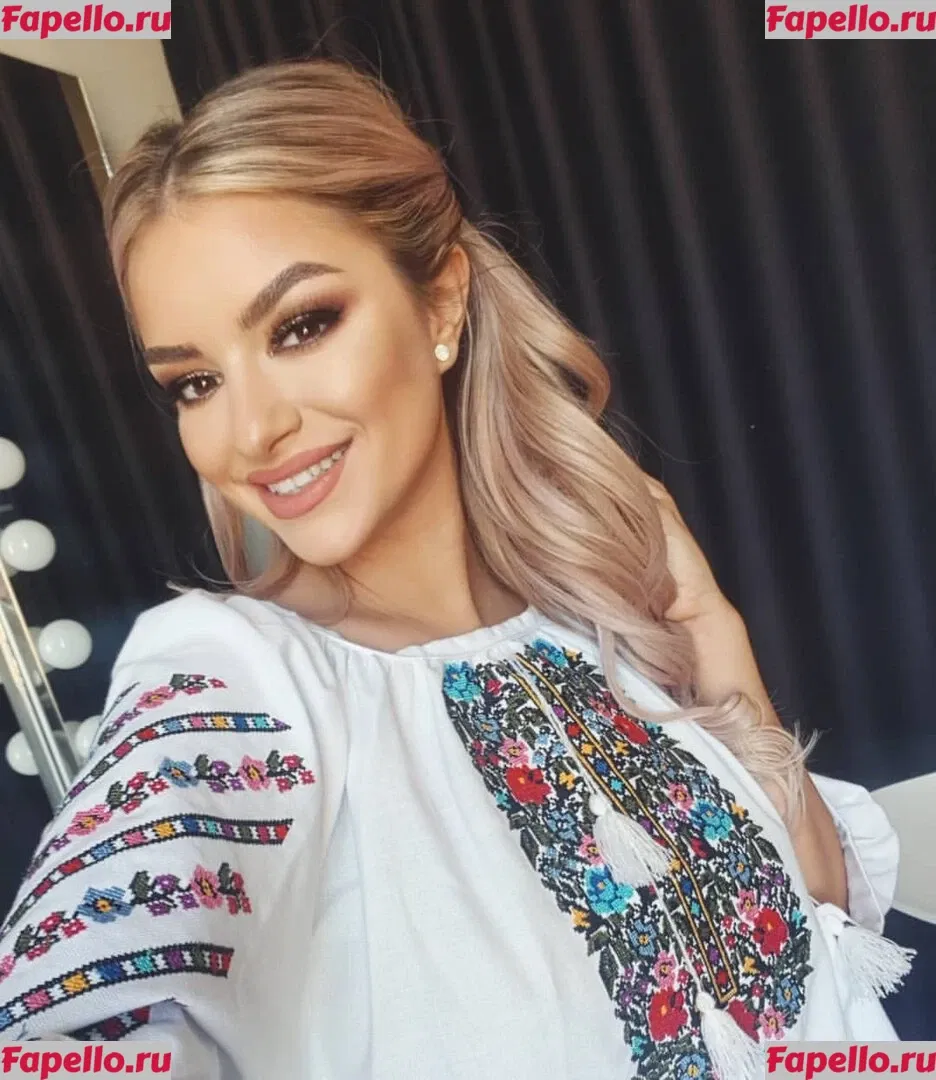 Andreea Ungur Onlyfans Photo Gallery 