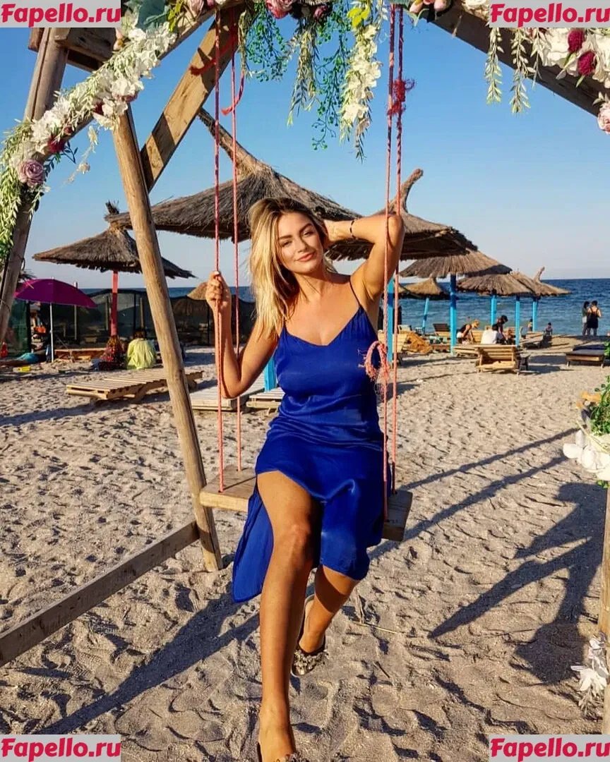 Andreea Ungur Onlyfans Photo Gallery 