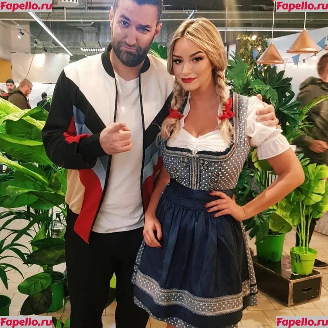 Andreea Ungur Onlyfans Photo Gallery 