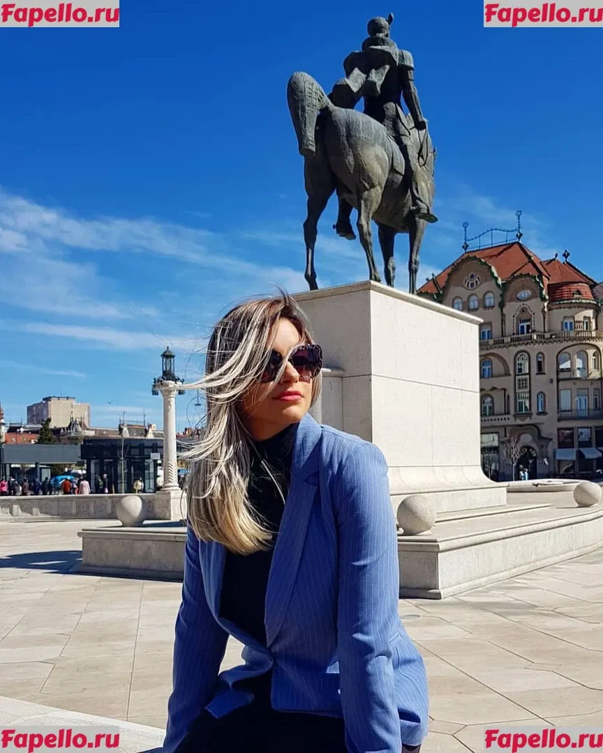 Andreea Ungur Onlyfans Photo Gallery 