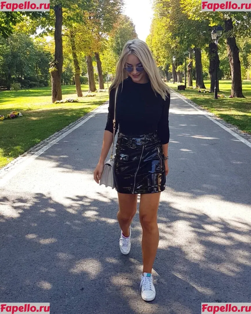Andreea Ungur Onlyfans Photo Gallery 