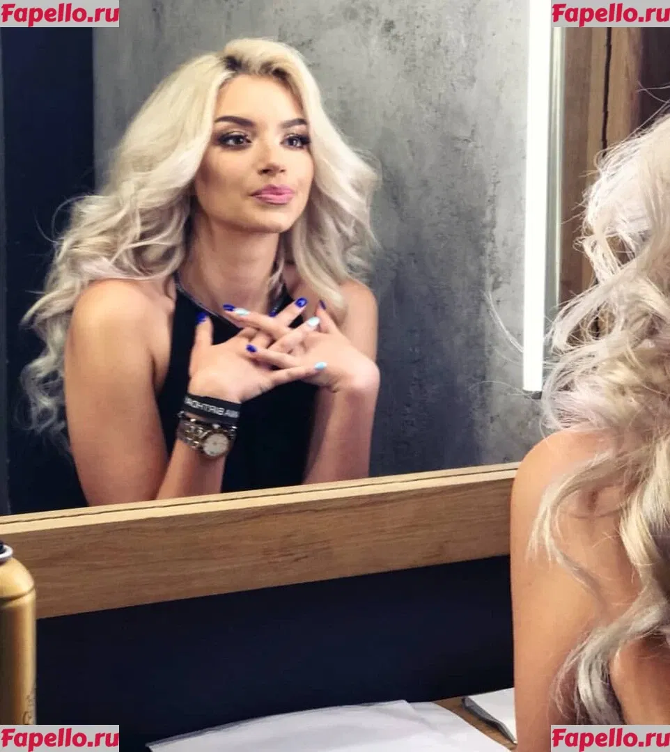 Andreea Ungur Onlyfans Photo Gallery 