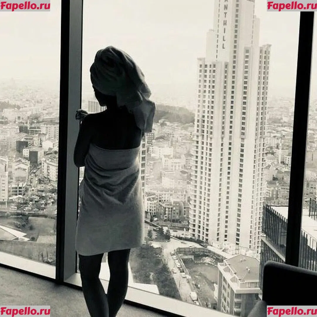 Andreea Ungur Onlyfans Photo Gallery 