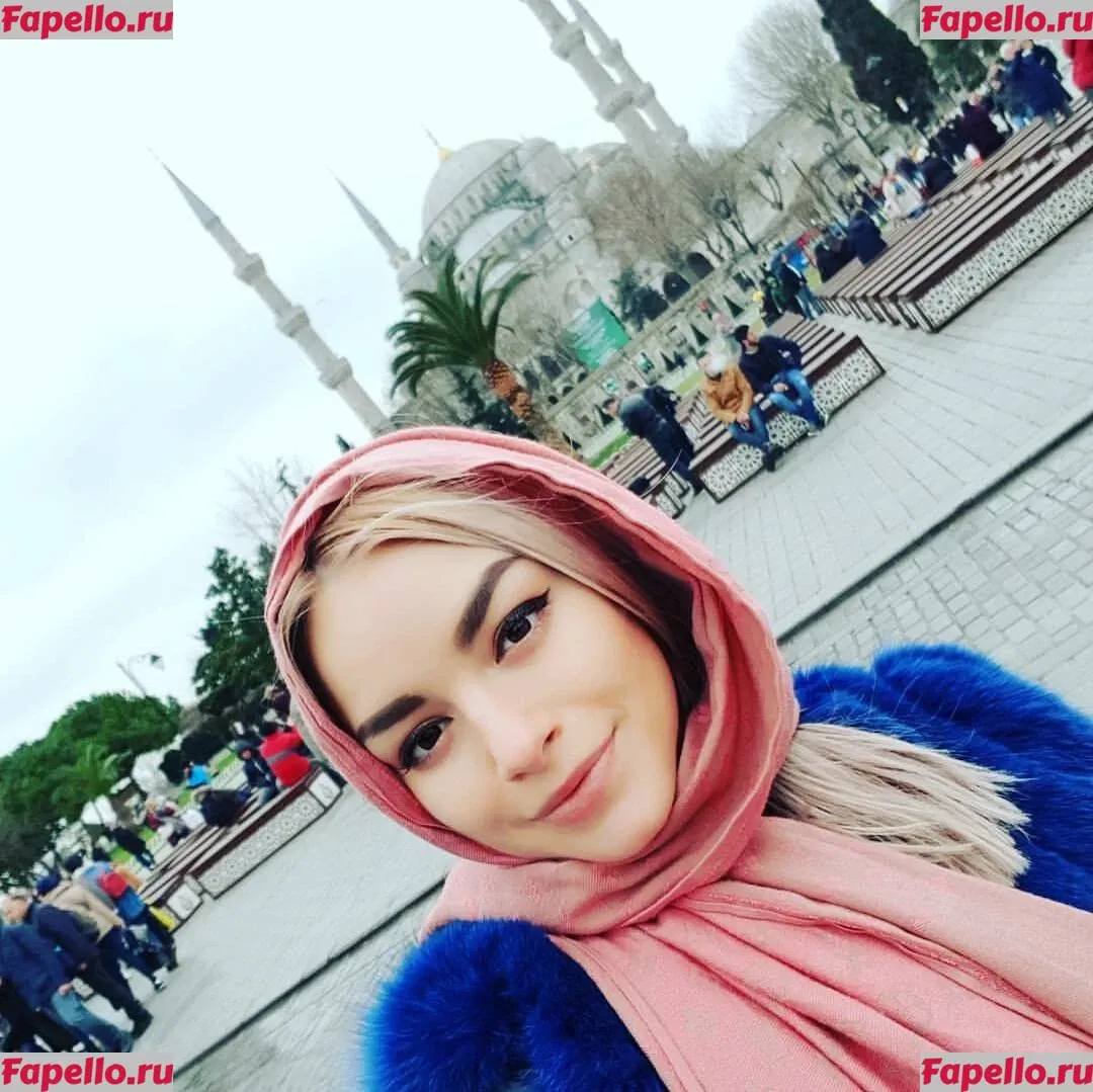 Andreea Ungur Onlyfans Photo Gallery 