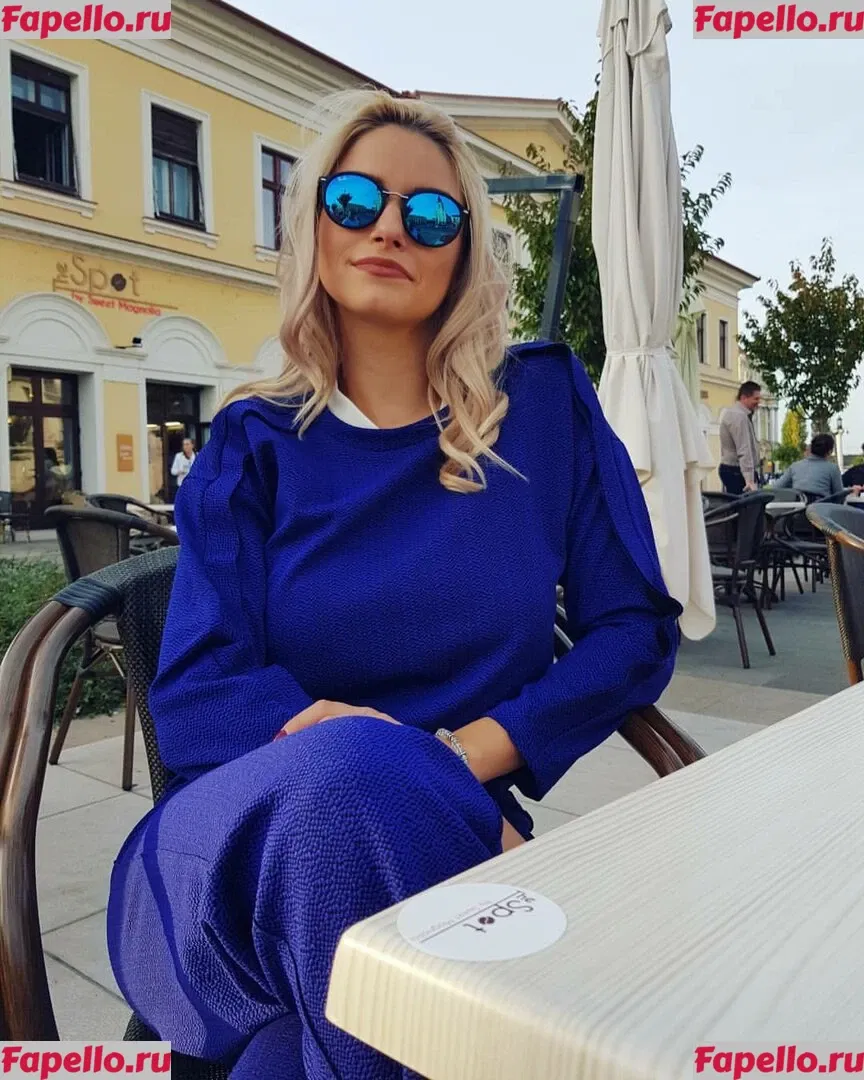 Andreea Ungur Onlyfans Photo Gallery 