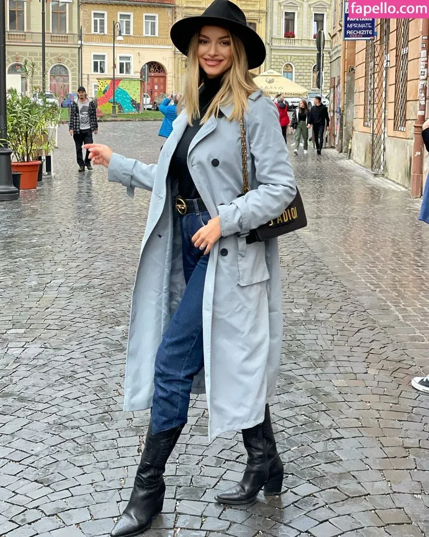 Andreea Ungur Onlyfans Photo Gallery 