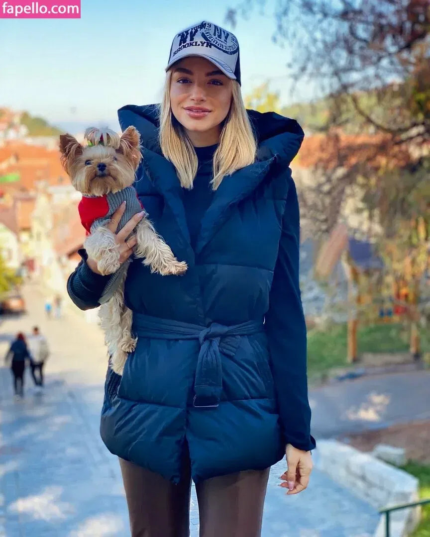 Andreea Ungur Onlyfans Photo Gallery 