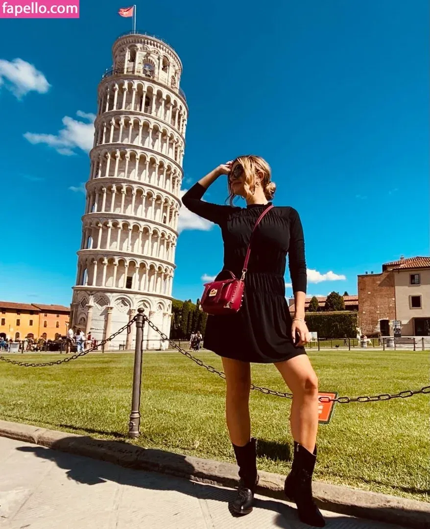 Andreea Ungur Onlyfans Photo Gallery 