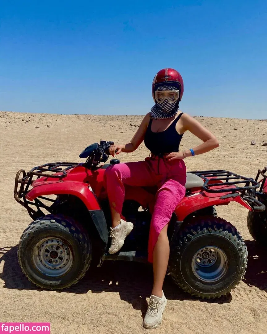 Andreea Ungur Onlyfans Photo Gallery 