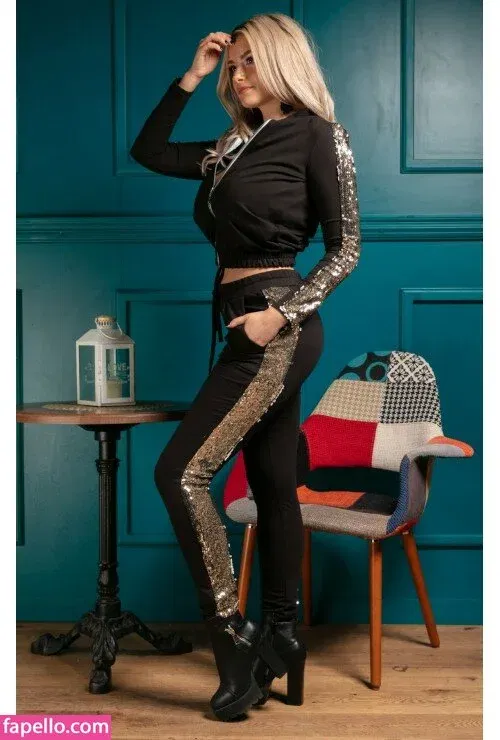 Andreea Ungur Onlyfans Photo Gallery 