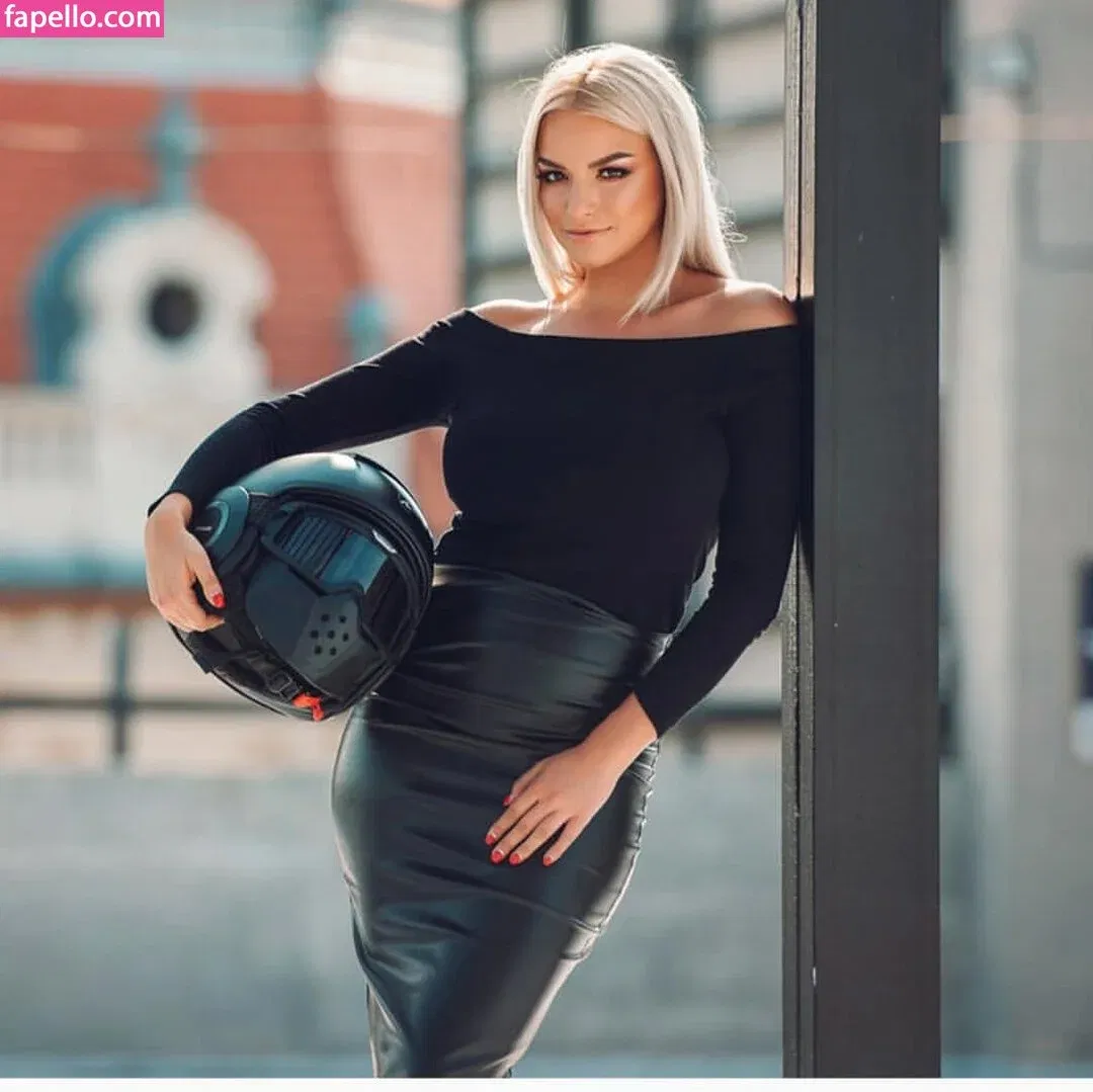 Andreea Ungur Onlyfans Photo Gallery 