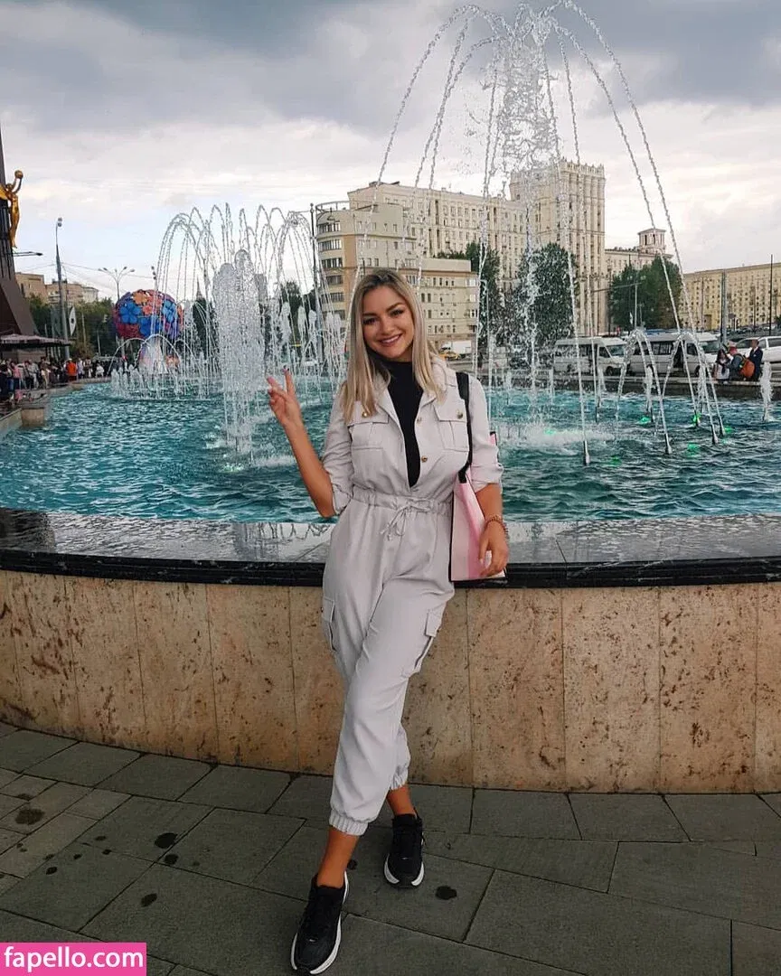 Andreea Ungur Onlyfans Photo Gallery 