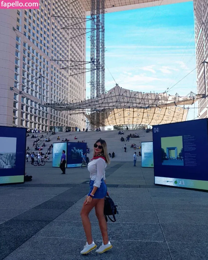 Andreea Ungur Onlyfans Photo Gallery 