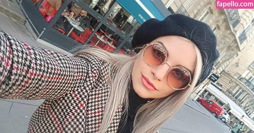 Andreea Ungur Onlyfans Photo Gallery 