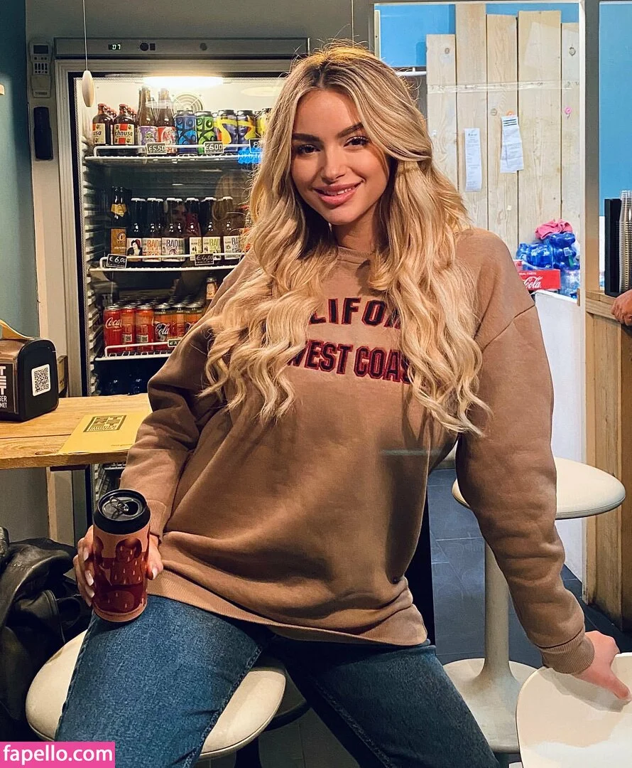 Andreea Ungur Onlyfans Photo Gallery 