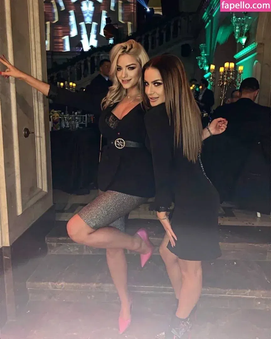 Andreea Ungur Onlyfans Photo Gallery 