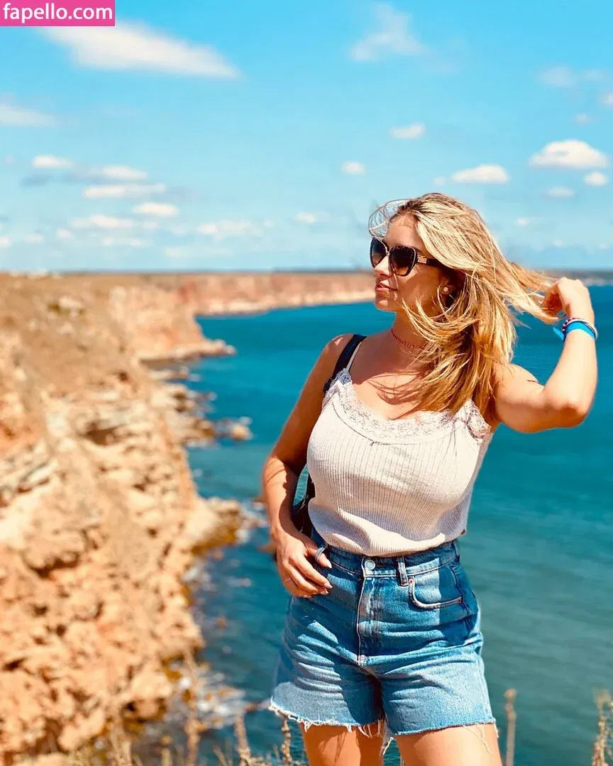 Andreea Ungur Onlyfans Photo Gallery 