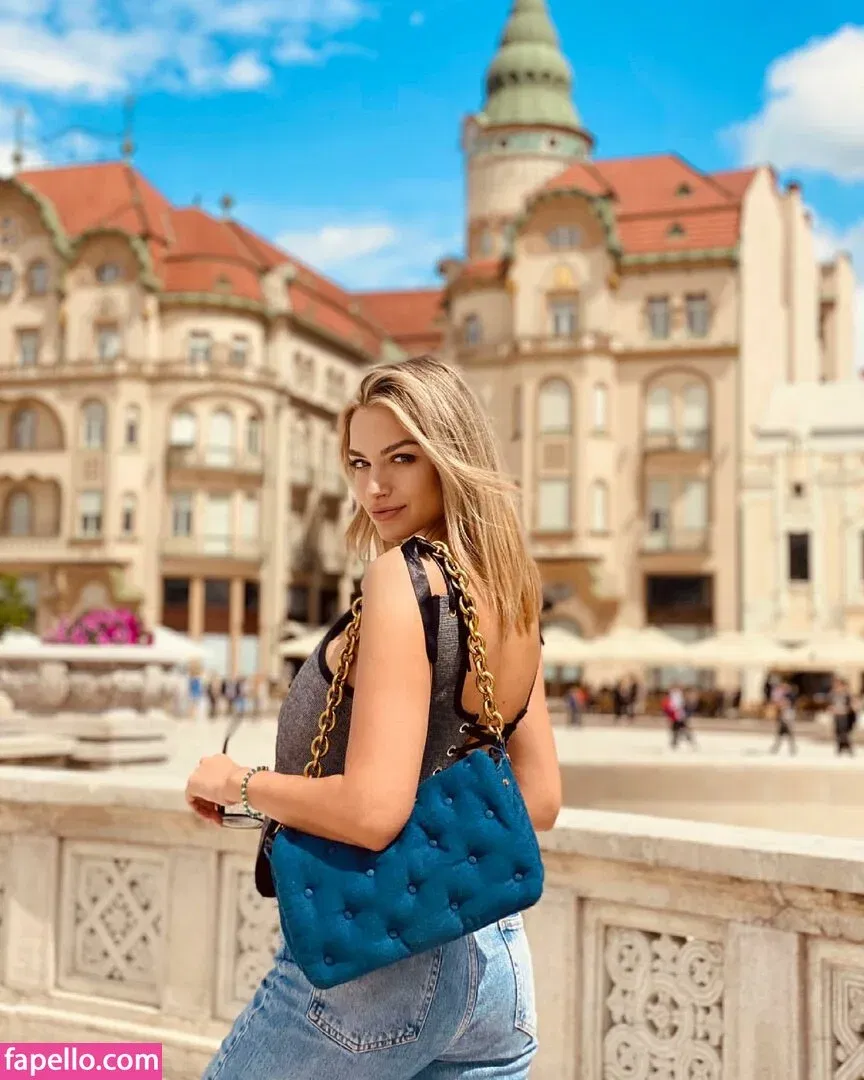 Andreea Ungur Onlyfans Photo Gallery 