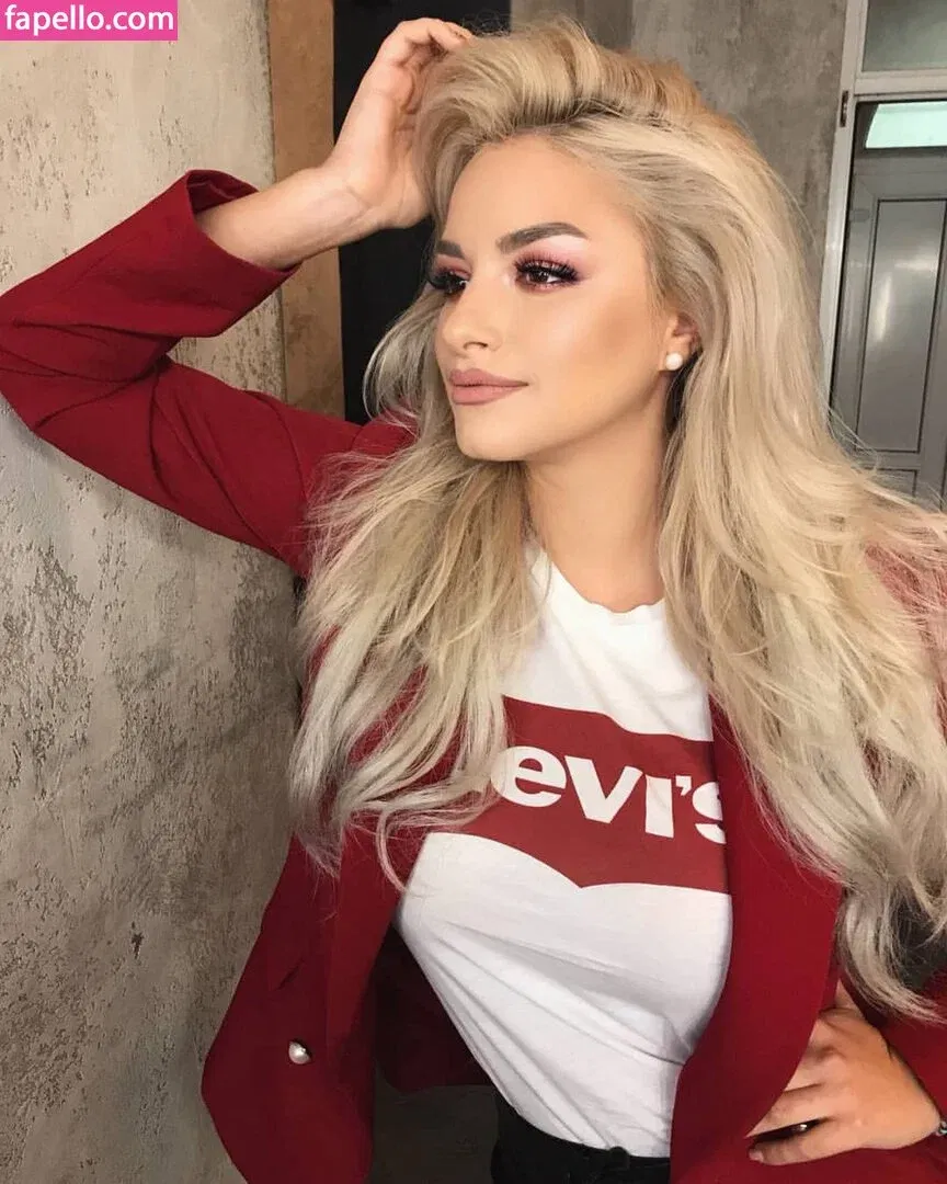 Andreea Ungur Onlyfans Photo Gallery 