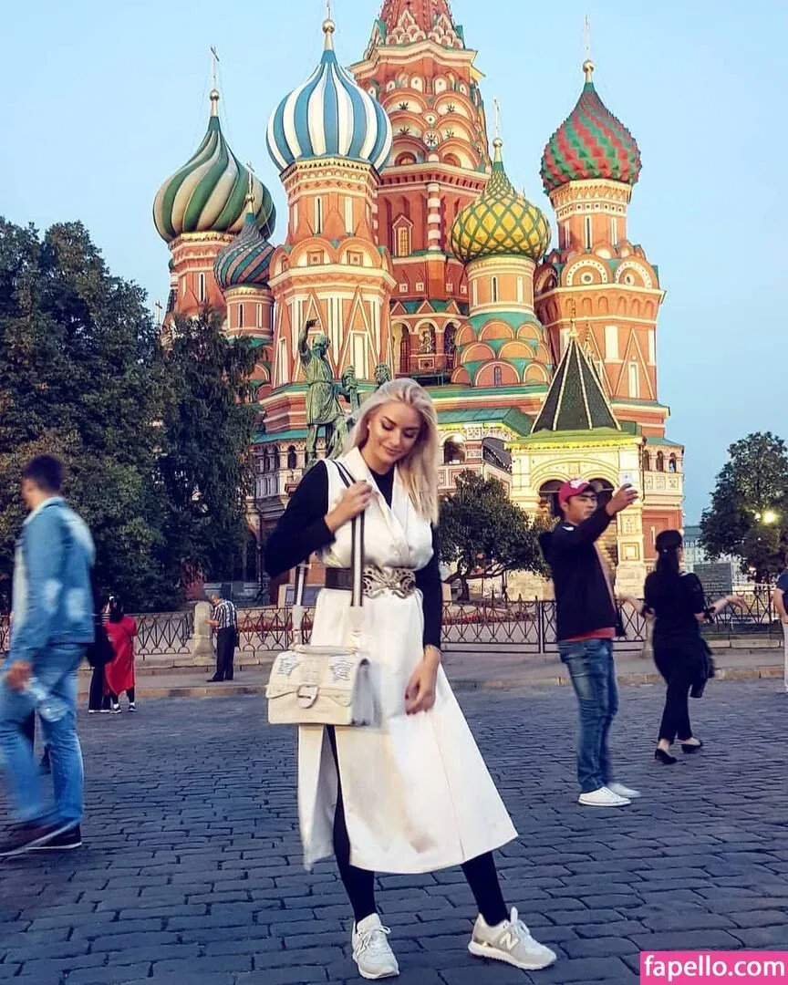 Andreea Ungur Onlyfans Photo Gallery 