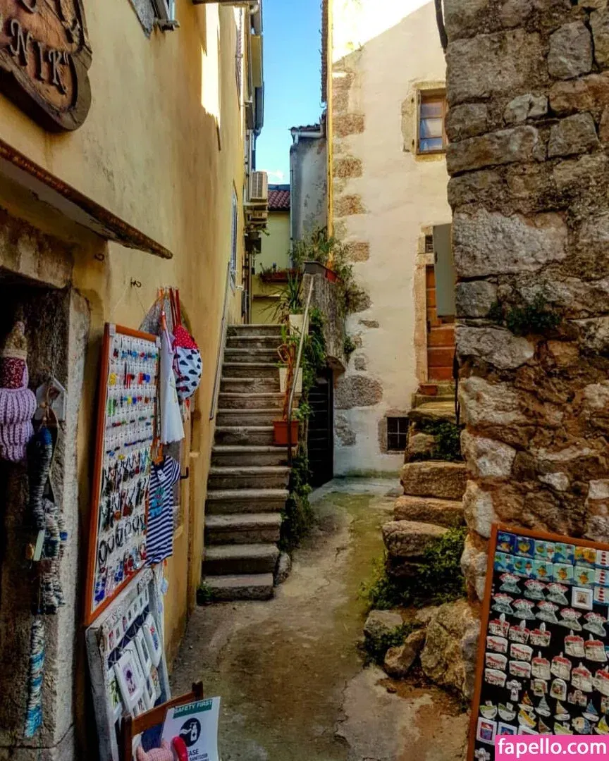 Andreea Ungur Onlyfans Photo Gallery 