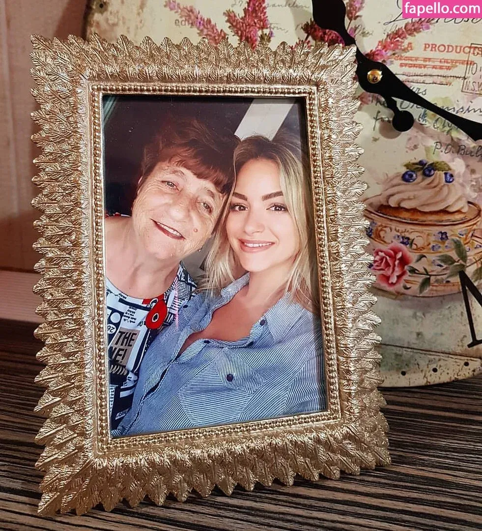 Andreea Ungur Onlyfans Photo Gallery 