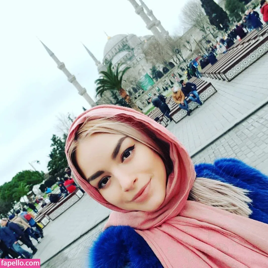 Andreea Ungur Onlyfans Photo Gallery 