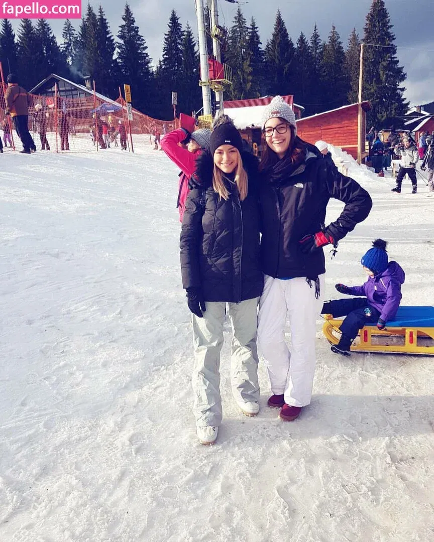 Andreea Ungur Onlyfans Photo Gallery 