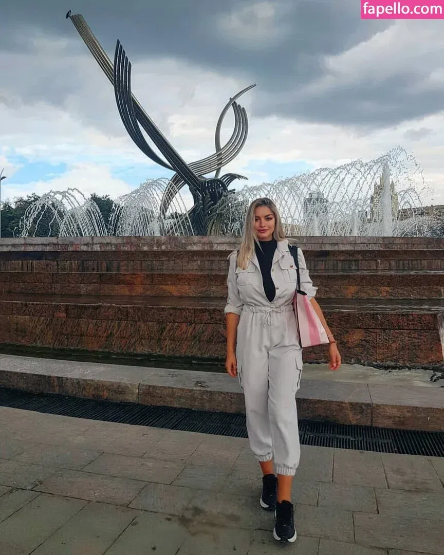 Andreea Ungur Onlyfans Photo Gallery 