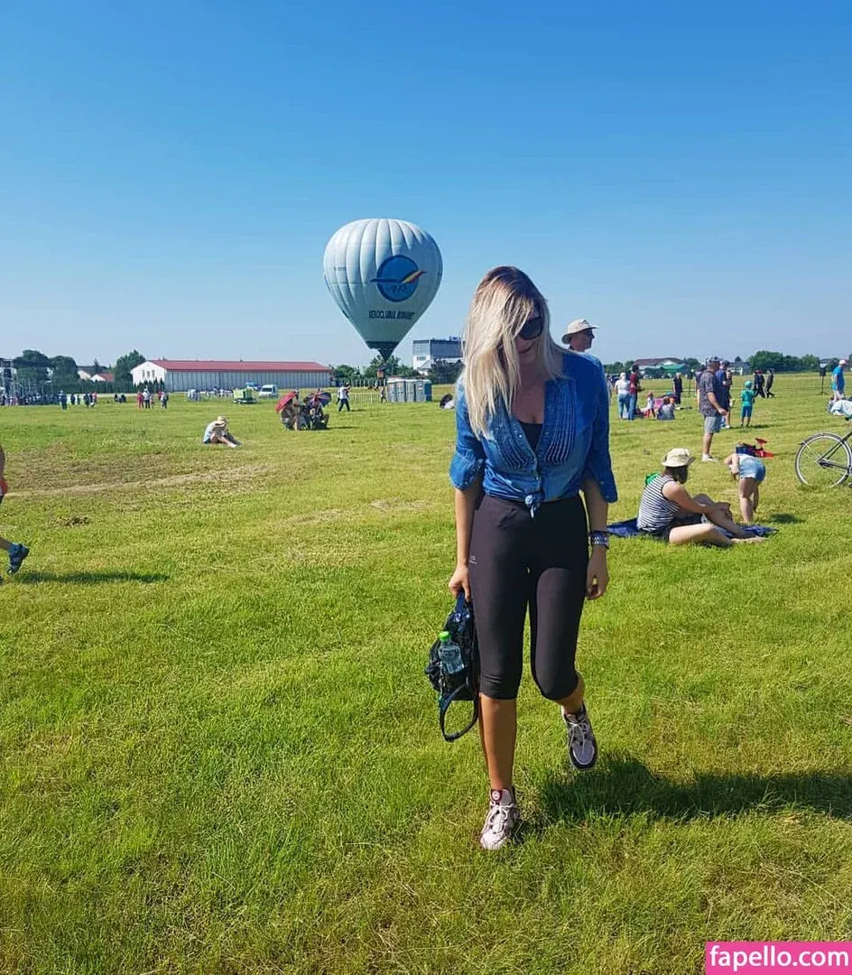 Andreea Ungur Onlyfans Photo Gallery 