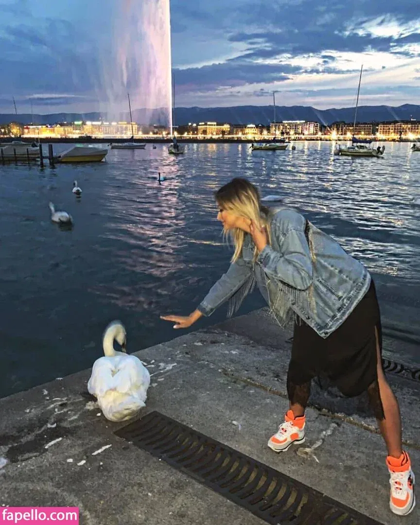 Andreea Ungur Onlyfans Photo Gallery 