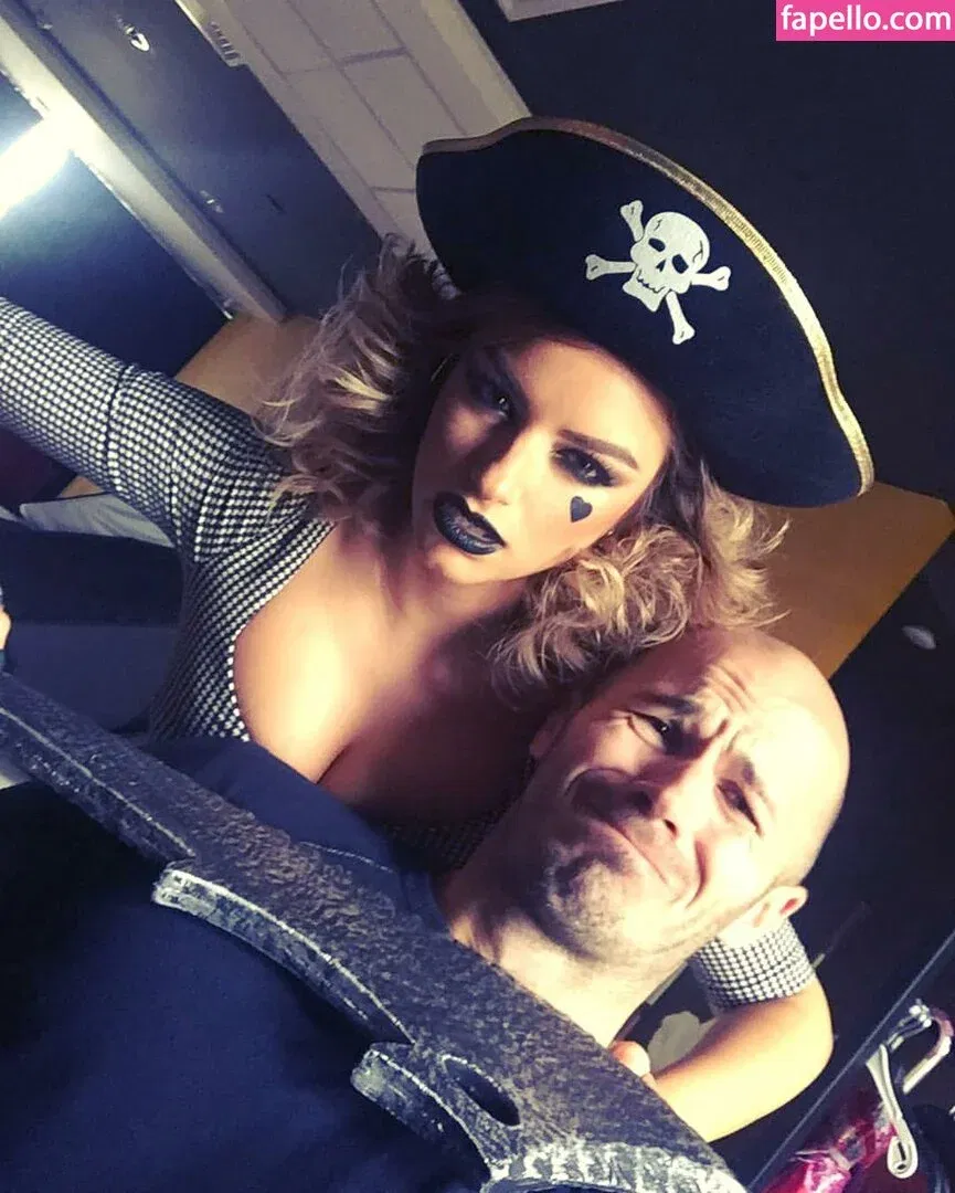 Andreea Ungur Onlyfans Photo Gallery 