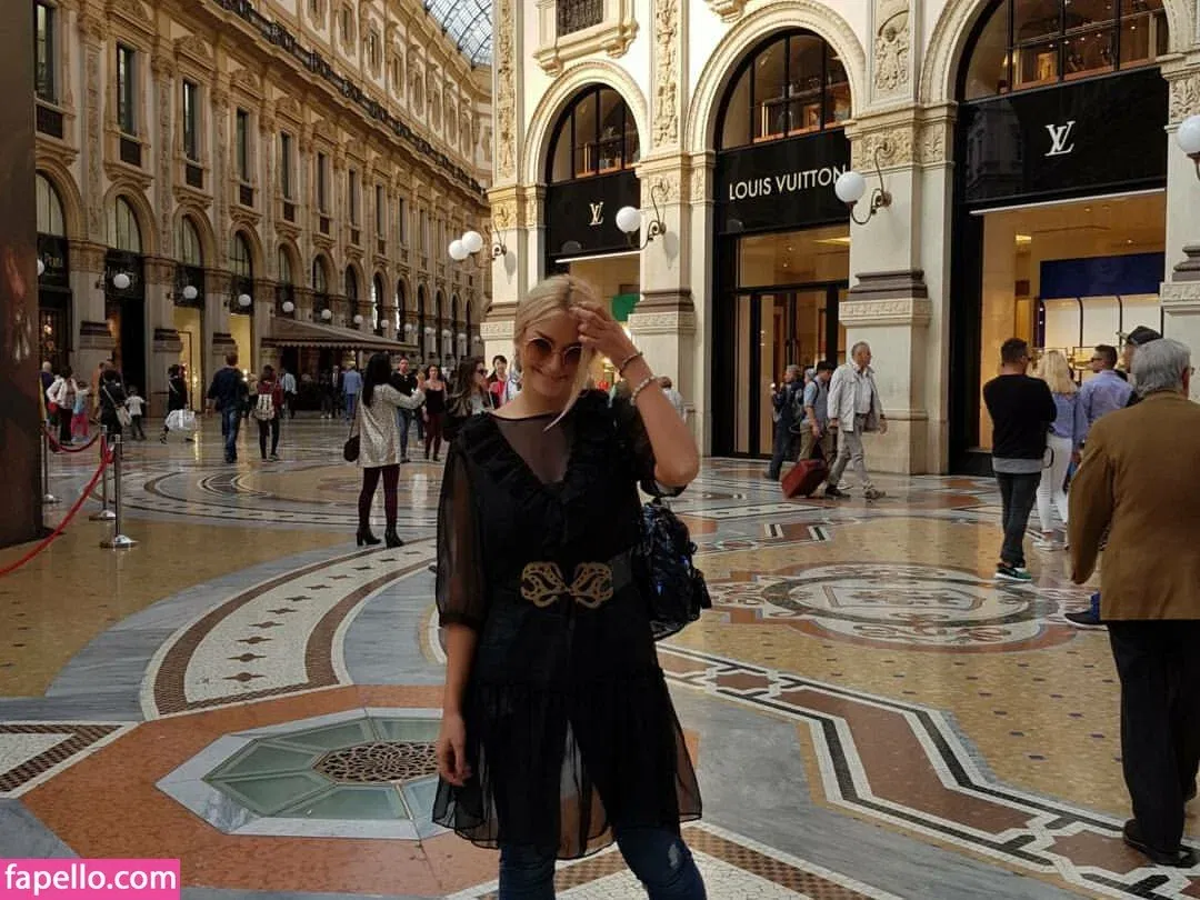 Andreea Ungur Onlyfans Photo Gallery 