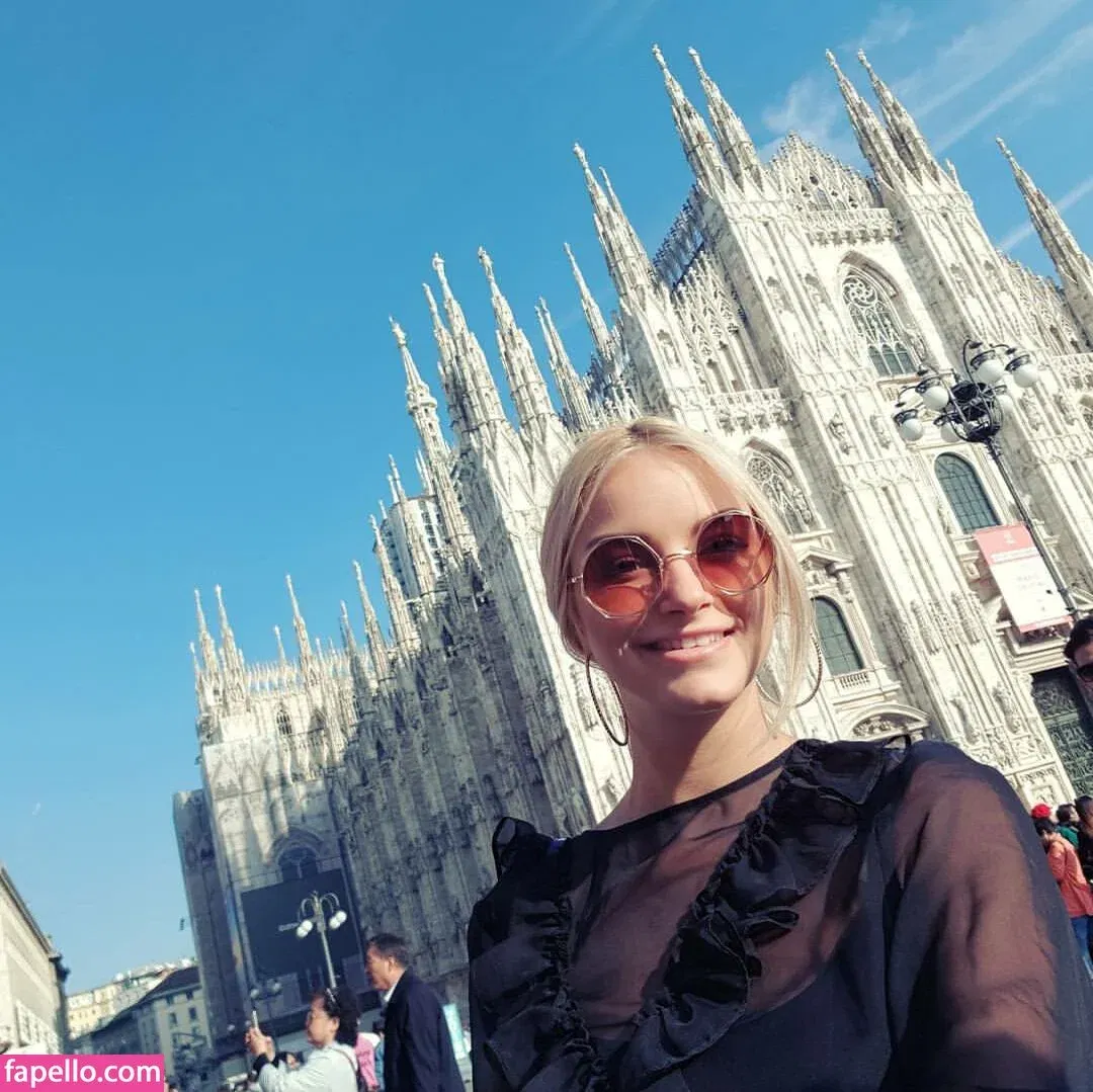 Andreea Ungur Onlyfans Photo Gallery 